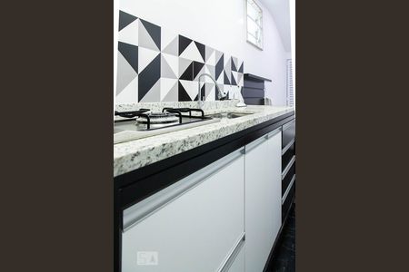 Casa de condomínio à venda com 836m², 5 quartos e 5 vagas Casa de condomínio à venda com 836m², 5 quartos e 5 vagasCozinha 2