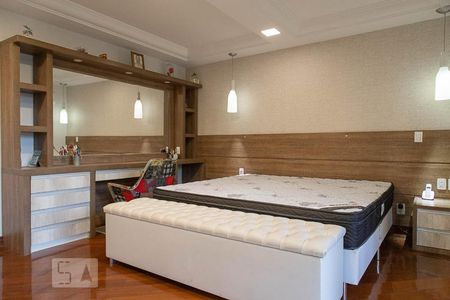 Casa de condomínio à venda com 836m², 5 quartos e 5 vagas Casa de condomínio à venda com 836m², 5 quartos e 5 vagasSuíte master