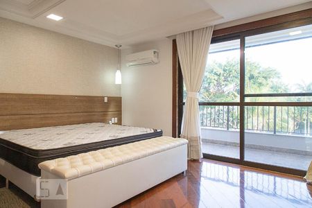 Casa de condomínio à venda com 836m², 5 quartos e 5 vagas Casa de condomínio à venda com 836m², 5 quartos e 5 vagasSuíte master