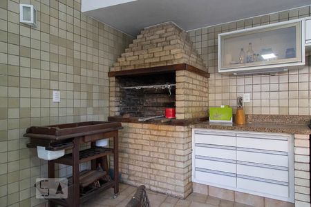 Casa de condomínio à venda com 836m², 5 quartos e 5 vagas Casa de condomínio à venda com 836m², 5 quartos e 5 vagasÁrea gourmet