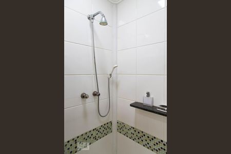 Casa de condomínio à venda com 836m², 5 quartos e 5 vagas Casa de condomínio à venda com 836m², 5 quartos e 5 vagasBanheiro da suíte 3