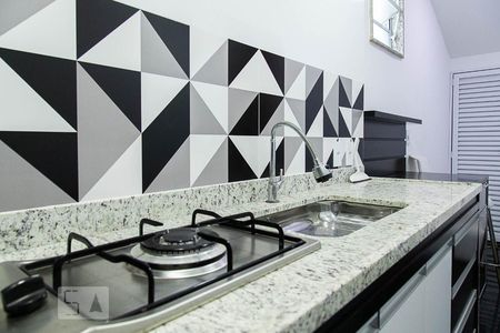 Casa de condomínio à venda com 836m², 5 quartos e 5 vagas Casa de condomínio à venda com 836m², 5 quartos e 5 vagasCozinha 2