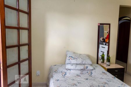 Casa para alugar com 220m², 4 quartos e 2 vagas Casa para alugar com 220m², 4 quartos e 2 vagasQuarto 4