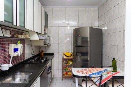 Casa para alugar com 220m², 4 quartos e 2 vagas Casa para alugar com 220m², 4 quartos e 2 vagasCozinha
