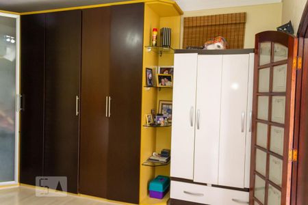 Casa para alugar com 220m², 4 quartos e 2 vagas Casa para alugar com 220m², 4 quartos e 2 vagasQuarto 4