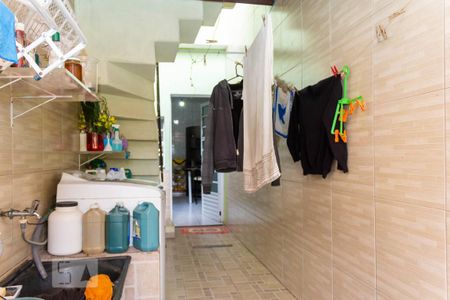 Casa para alugar com 220m², 4 quartos e 2 vagas Casa para alugar com 220m², 4 quartos e 2 vagasÁrea de serviço