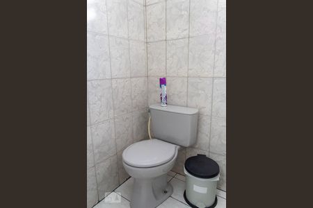 Casa para alugar com 220m², 4 quartos e 2 vagas Casa para alugar com 220m², 4 quartos e 2 vagasBanheiro do Quarto 1