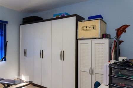 Casa para alugar com 220m², 4 quartos e 2 vagas Casa para alugar com 220m², 4 quartos e 2 vagasQuarto 2