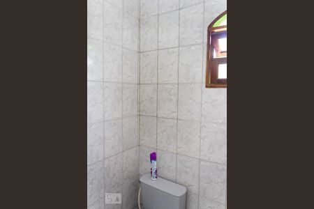 Casa para alugar com 220m², 4 quartos e 2 vagas Casa para alugar com 220m², 4 quartos e 2 vagasBanheiro do Quarto 1