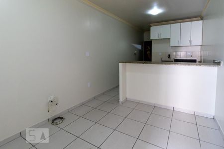 Sala de apartamento para alugar com 1 quarto, 32m² em Riacho Fundo I, Brasília