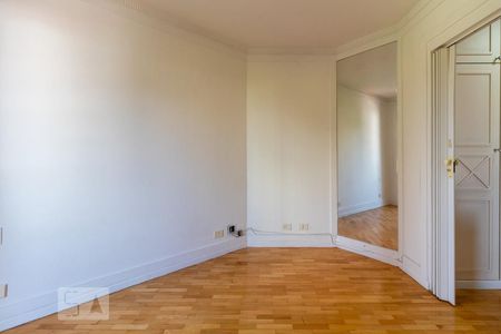 Suite de apartamento para alugar com 2 quartos, 72m² em Indianópolis, São Paulo