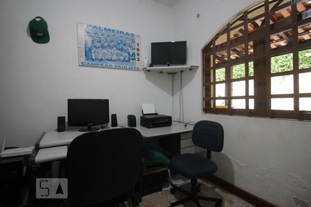 Escritório de casa para alugar com 6 quartos, 450m² em Jardim Londrina, São Paulo