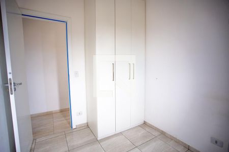 Quarto 1 de apartamento para alugar com 2 quartos, 53m² em Parque da Fonte, São José dos Pinhais
