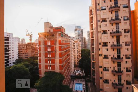 Vista de apartamento à venda com 1 quarto, 36m² em Moema, São Paulo