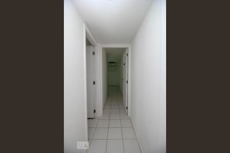 Corredor da Entrada de apartamento para alugar com 2 quartos, 70m² em Botafogo, Rio de Janeiro