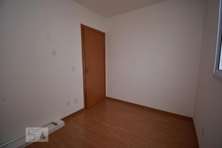 Quarto 2 de apartamento para alugar com 2 quartos, 42m² em Ceilândia Sul (ceilândia), Brasília