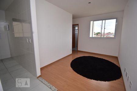 Sala de apartamento para alugar com 2 quartos, 42m² em Ceilândia Sul (ceilândia), Brasília