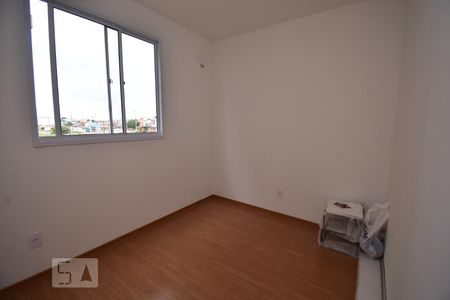 Quarto 2 de apartamento para alugar com 2 quartos, 42m² em Ceilândia Sul (ceilândia), Brasília