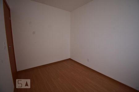 Quarto 1 de apartamento para alugar com 2 quartos, 42m² em Ceilândia Sul (ceilândia), Brasília