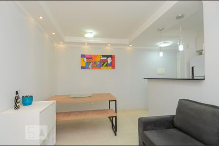 Sala de apartamento para alugar com 2 quartos, 50m² em Vila Endres, Guarulhos