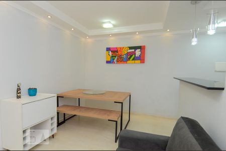 Sala de apartamento para alugar com 2 quartos, 50m² em Vila Endres, Guarulhos