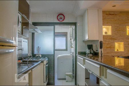 Cozinha de apartamento para alugar com 3 quartos, 78m² em Vila Primavera, São Paulo