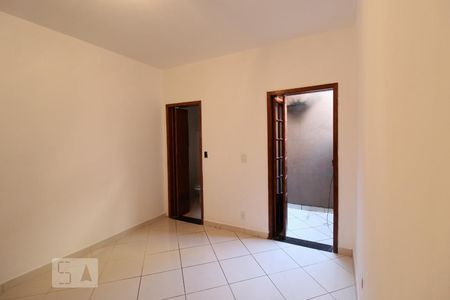 Sala de apartamento para alugar com 2 quartos, 52m² em Condomínio Maracanã, Santo André