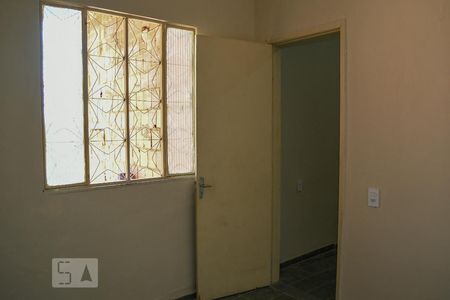 Quarto 1 de casa para alugar com 2 quartos, 60m² em Jardim Nossa Senhora das Gracas, Nova Iguaçu