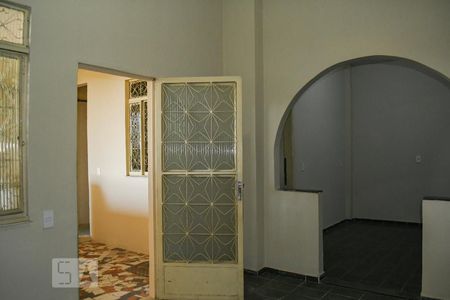 Sala de casa para alugar com 2 quartos, 60m² em Jardim Nossa Senhora das Gracas, Nova Iguaçu