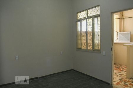 Sala de casa para alugar com 2 quartos, 60m² em Jardim Nossa Senhora das Gracas, Nova Iguaçu