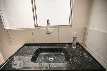 Casa à venda com 163m², 4 quartos e 1 vaga Casa à venda com 163m², 4 quartos e 1 vagaCozinha - Torneira