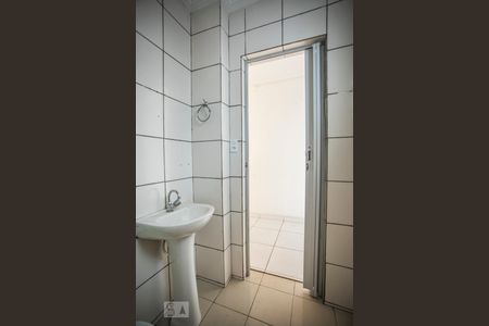 Casa à venda com 163m², 4 quartos e 1 vaga Casa à venda com 163m², 4 quartos e 1 vagaBanheiro 2