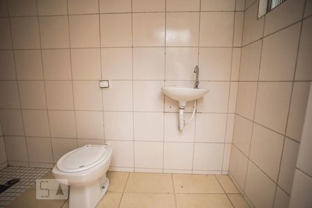 Casa à venda com 163m², 4 quartos e 1 vaga Casa à venda com 163m², 4 quartos e 1 vagaBanheiro de Serviço