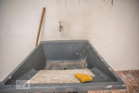 Casa à venda com 163m², 4 quartos e 1 vaga Casa à venda com 163m², 4 quartos e 1 vagaÁrea de Serviço - Torneira