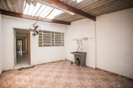 Casa à venda com 163m², 4 quartos e 1 vaga Casa à venda com 163m², 4 quartos e 1 vagaÁrea de Serviço