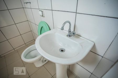 Casa à venda com 163m², 4 quartos e 1 vaga Casa à venda com 163m², 4 quartos e 1 vagaBanheiro 2 - Torneira