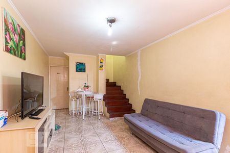 Sala de casa à venda com 2 quartos, 130m² em Santo Antônio, Osasco
