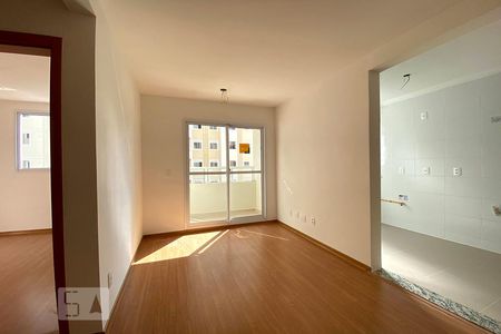 Sala de apartamento para alugar com 2 quartos, 47m² em Vila Rosa, Novo Hamburgo