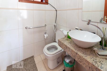 Lavabo de casa à venda com 6 quartos, 228m² em Jardim Odete, São Paulo