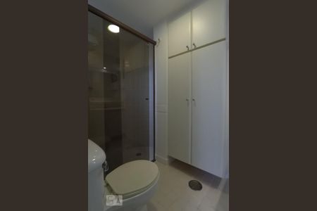 Apartamento para alugar com 38m², 1 quarto e 1 vaga Apartamento para alugar com 38m², 1 quarto e 1 vagaBanheiro