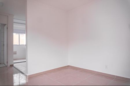 Sala de apartamento para alugar com 2 quartos, 44m² em Jaraguá, São Paulo