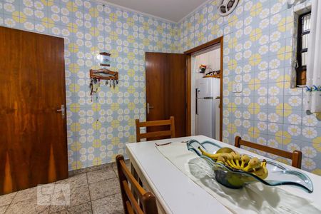 Cozinha de casa à venda com 3 quartos, 185m² em Km 18, Osasco