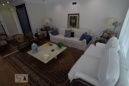 Sala de casa à venda com 3 quartos, 400m² em Vila Inah, São Paulo