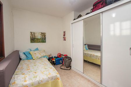 Quarto 2 de casa à venda com 3 quartos, 85m² em Jardim Pazini, Taboão da Serra