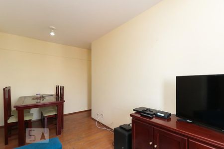 Sala de apartamento para alugar com 2 quartos, 55m² em Vila Campesina, Osasco