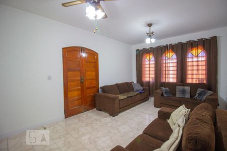 Sala de casa à venda com 3 quartos, 166m² em Vila Tupi, Várzea Paulista