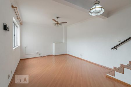 Sala de casa à venda com 3 quartos, 200m² em Americanópolis, São Paulo