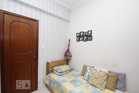 Quarto 1 de apartamento à venda com 2 quartos, 75m² em Catete, Rio de Janeiro