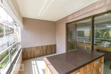 Varanda de apartamento para alugar com 3 quartos, 130m² em Menino Deus, Porto Alegre