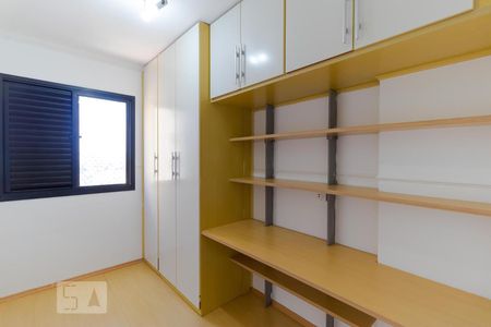 Quarto 01 de apartamento para alugar com 3 quartos, 75m² em Chácara Primavera, Campinas